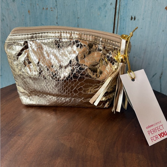 Cosmetic bag bundle (2) one in peach/gold foil & other in gold snakeskin pattern - Picture 5 of 10